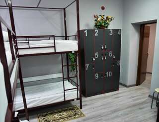 Хостел Берег Москва Кровать в общем номере для мужчин и женщин с 10 кроватями-4